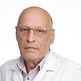 Врач Ахмедов Али Ахмедович