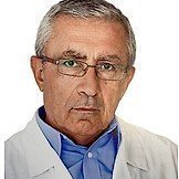 Врач Ашурбеков Вагиф Талибович