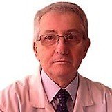 Врач Гусейнов Руслан Яхьяевич
