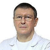 Врач Рамазанов Шамиль Магомедсаидович