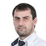 Врач Савзиханов Руслан Темирханович